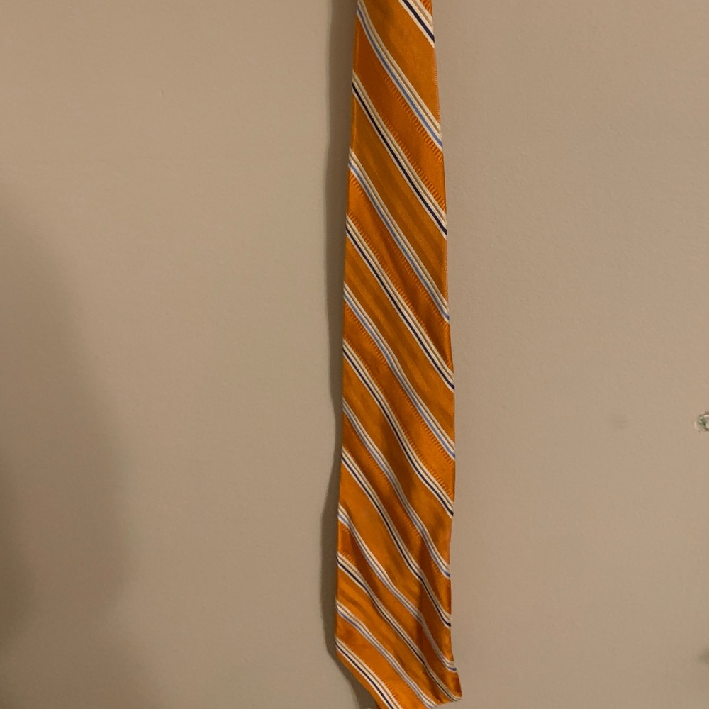 Roundtree and Yorke silk orange tie